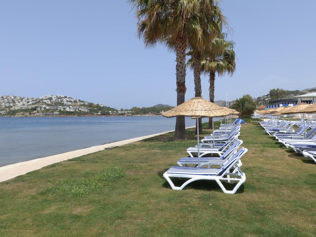 Club Blue White All Inclusive Turgutreis Exterior foto